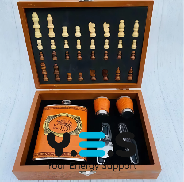 Подарунковий набір XL-5507: шахи (настільна гра) + фляга, аксесуари для відпочинку