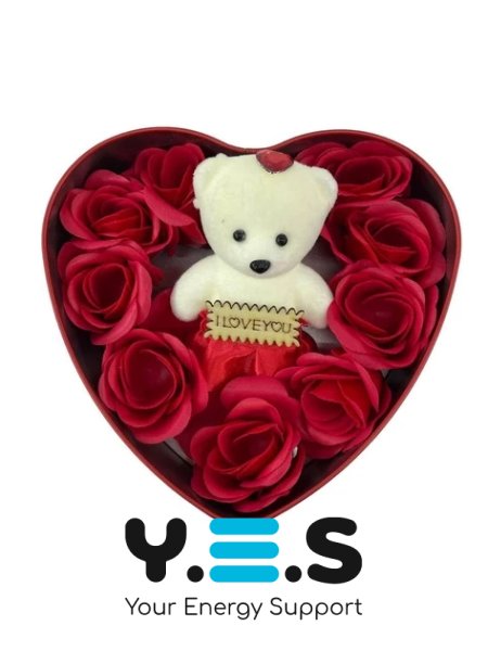 Подарунковий набір сувенірного мила: ведмедик і трояндочки в коробочці-сердечку