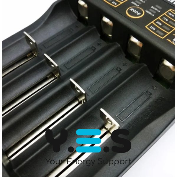 Інтелектуальний зарядний пристрій LiitoKala Lii-402 на 4 канали для 18650, AA, AAA (Li-Ion/Ni-MH/Ni-Cd), LCD, Power Bank