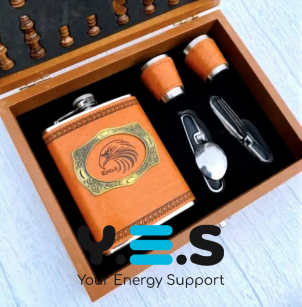 Подарунковий набір XL-5507: шахи (настільна гра) + фляга, аксесуари для відпочинку