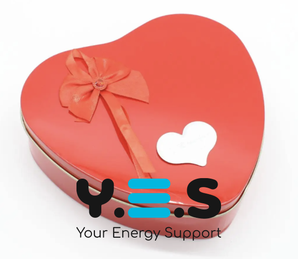 Подарунковий набір сувенірного мила: ведмедик і трояндочки в коробочці-сердечку