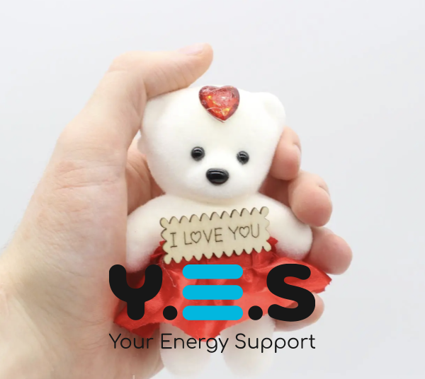 Подарунковий набір сувенірного мила: ведмедик і трояндочки в коробочці-сердечку