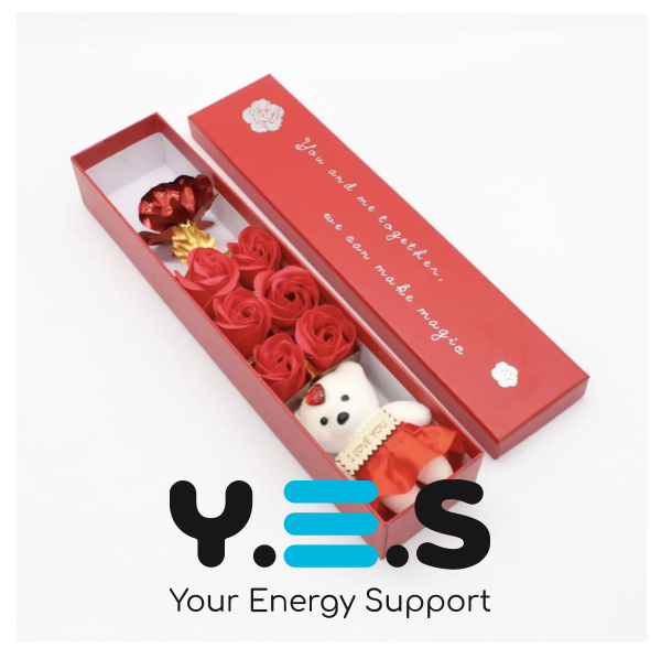 Подарункова коробка: троянди та ведмедик, квітковий набір із мила